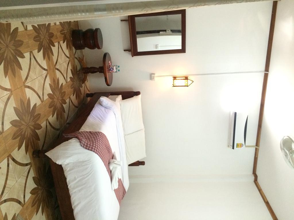 Phonemany Guesthouse Muang Pakbèng Eksteriør billede
