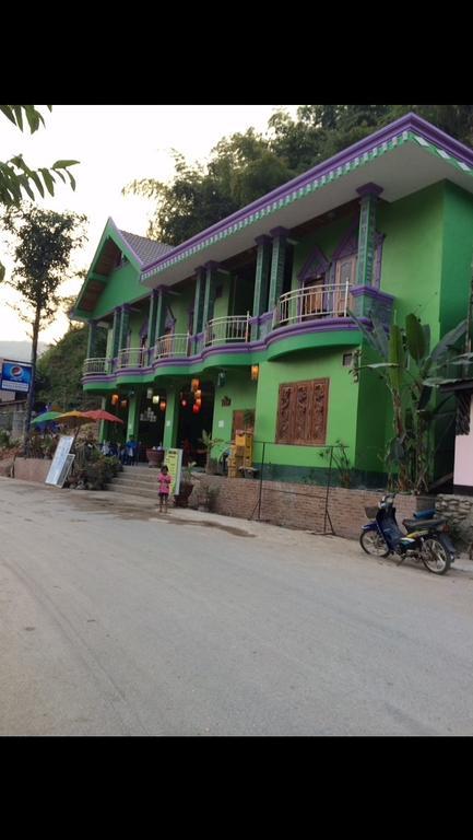 Phonemany Guesthouse Muang Pakbèng Eksteriør billede